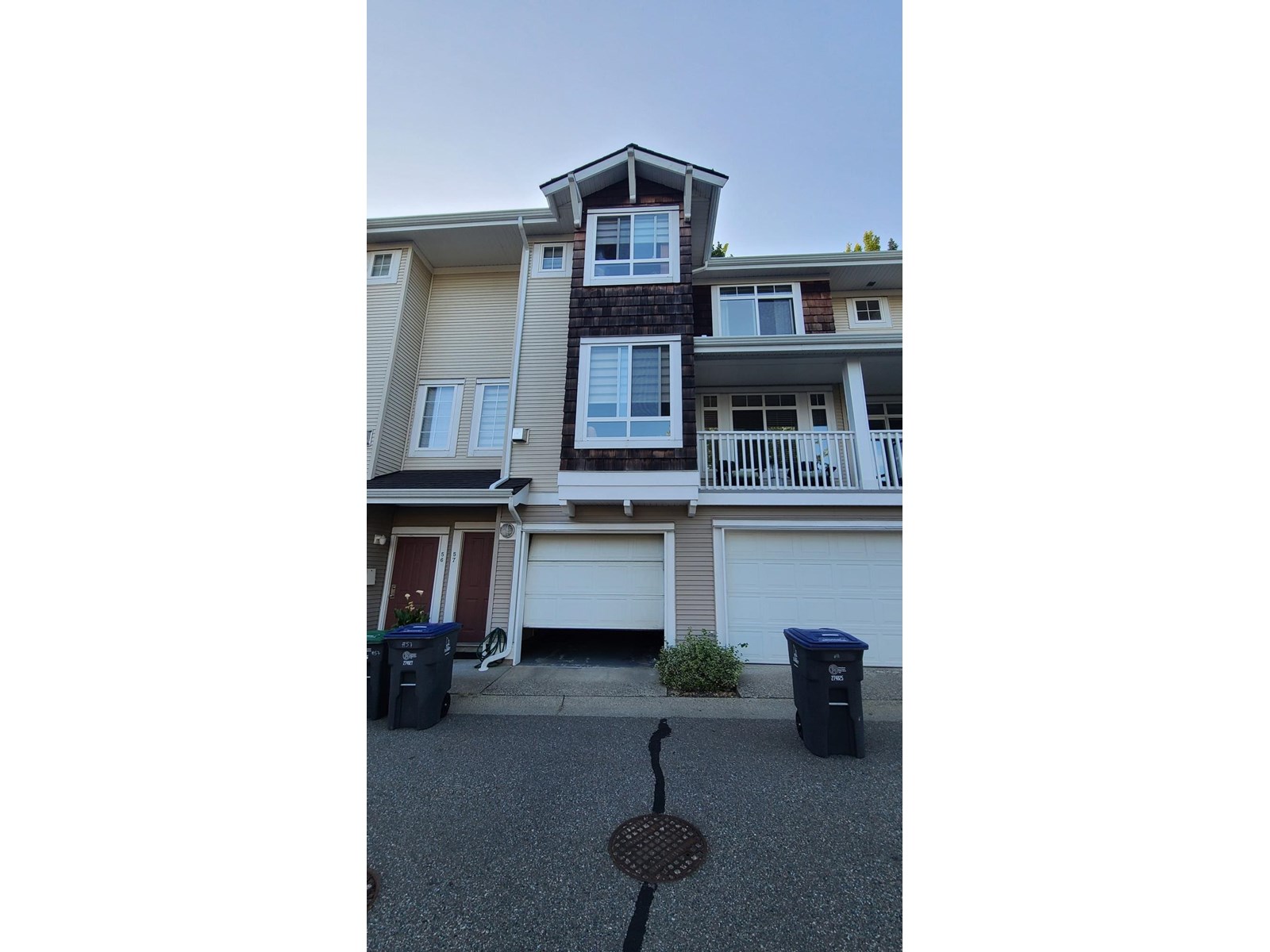 Photo 21 of 57 15030 58 Avenue, Surrey BC
