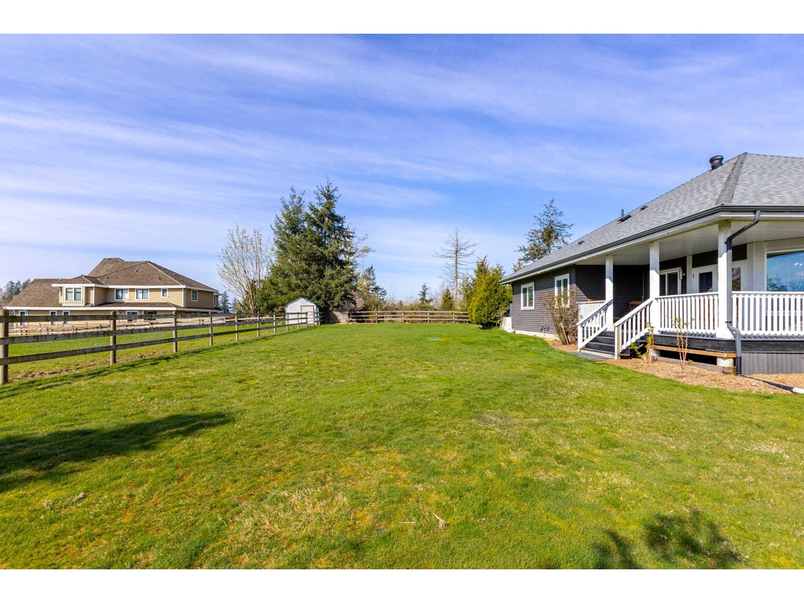 Photo 35 of 23436 44 Avenue, Langley BC