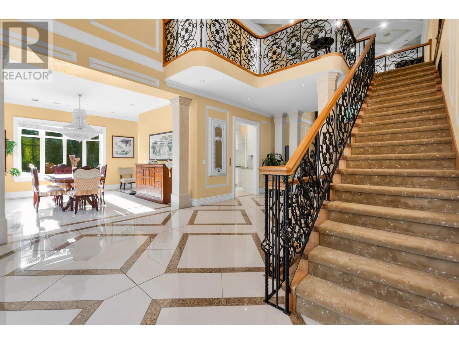 Photo 5 of 8233 Government Road, Burnaby BC
