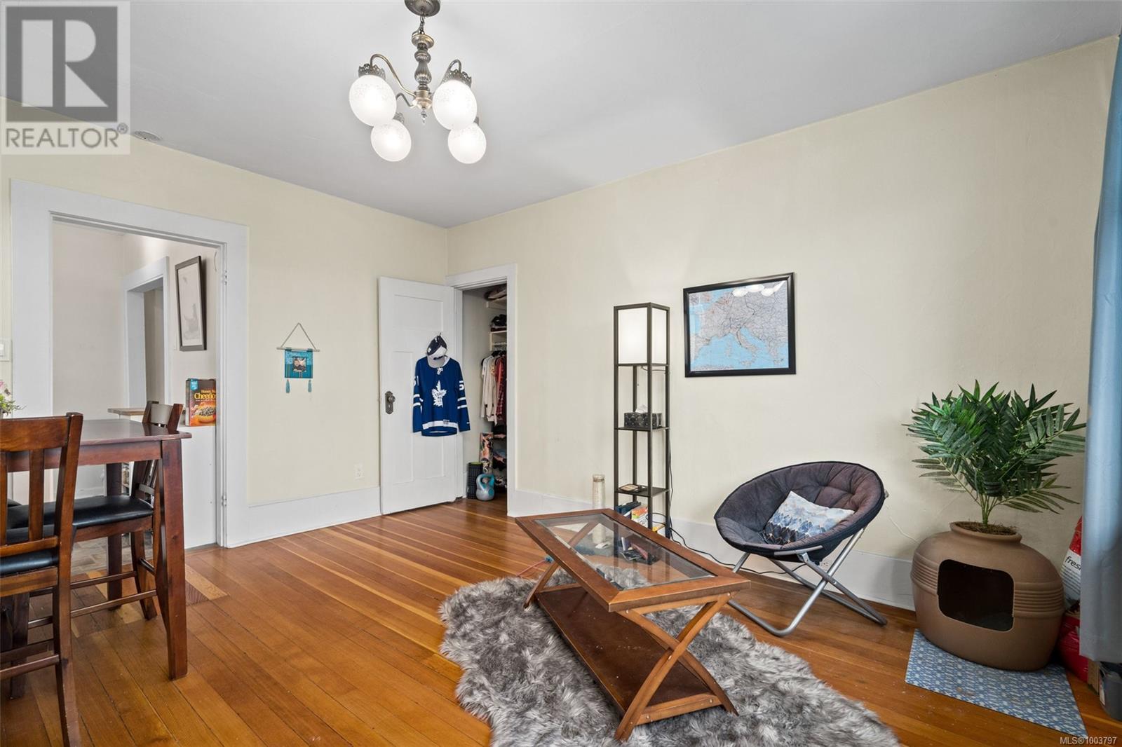 337 Moss St, Victoria