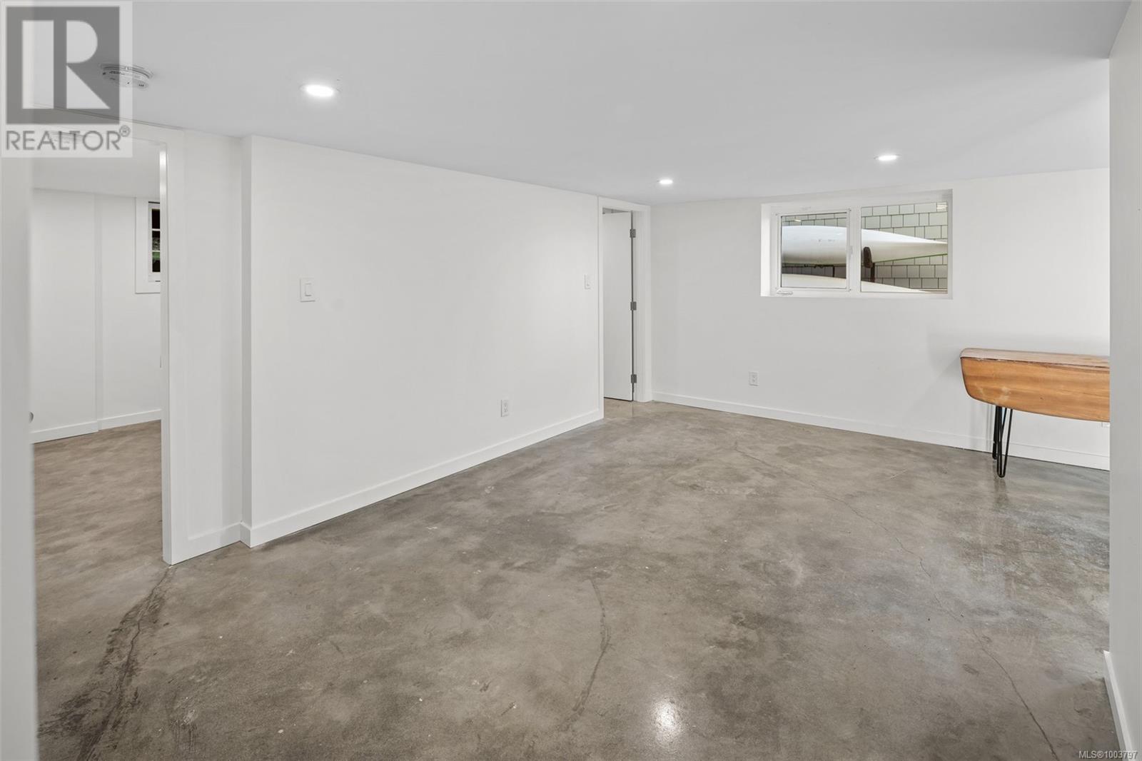 337 Moss St, Victoria
