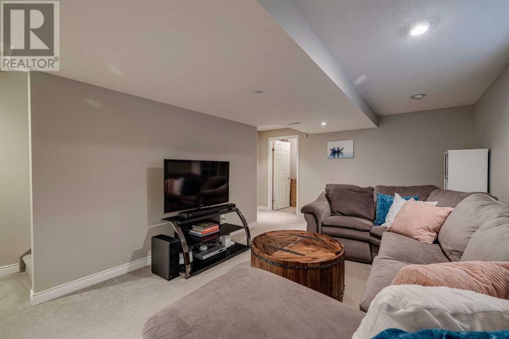 Single Family House for Sale in   Avenue SW Richmond Calgary 