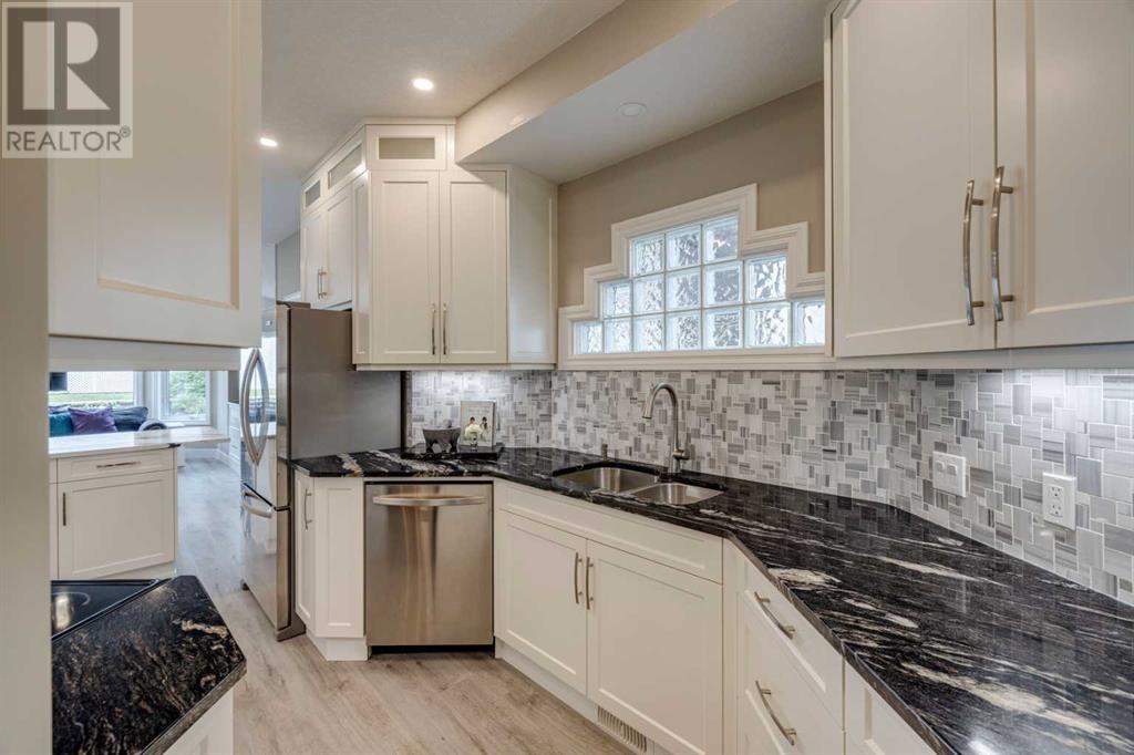 Single Family House for Sale in   Avenue SW Richmond Calgary 