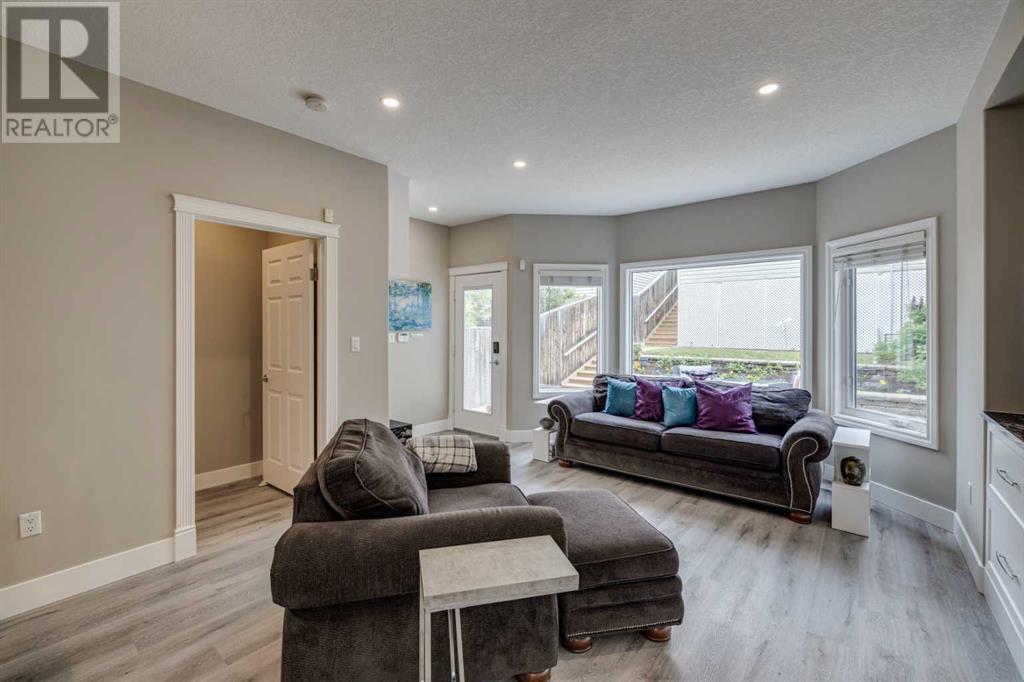 Single Family House for Sale in   Avenue SW Richmond Calgary 
