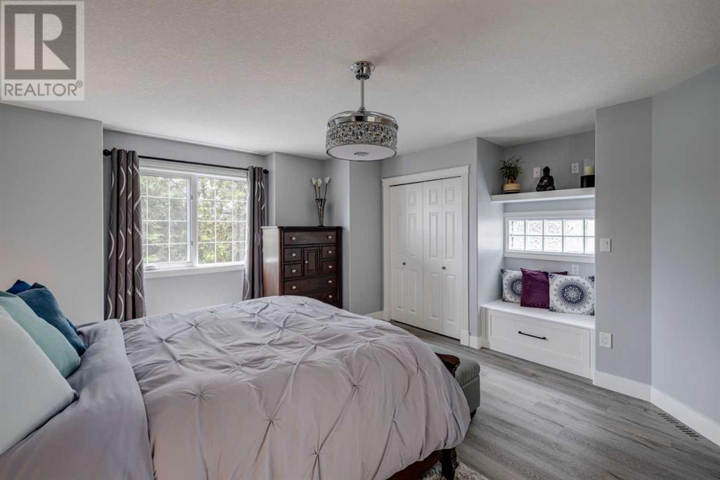 Single Family House for Sale in   Avenue SW Richmond Calgary 