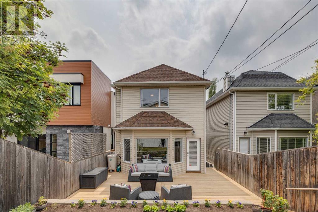 Single Family House for Sale in   Avenue SW Richmond Calgary 