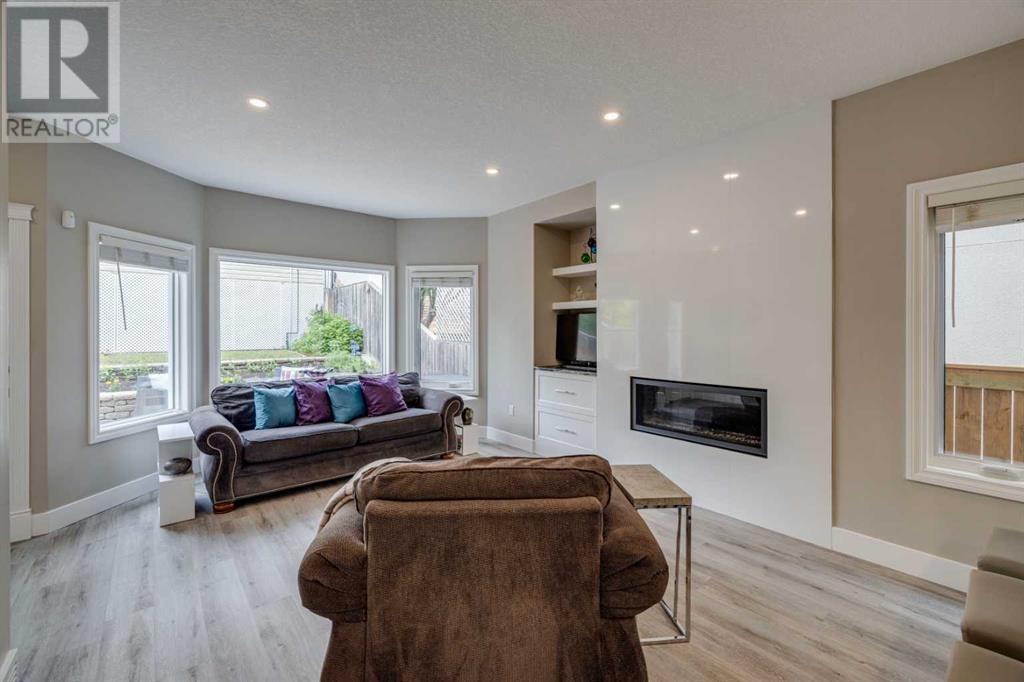 Single Family House for Sale in   Avenue SW Richmond Calgary 