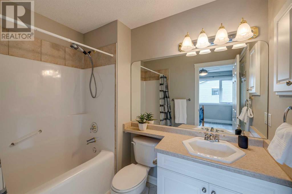 Single Family House for Sale in   Avenue SW Richmond Calgary 