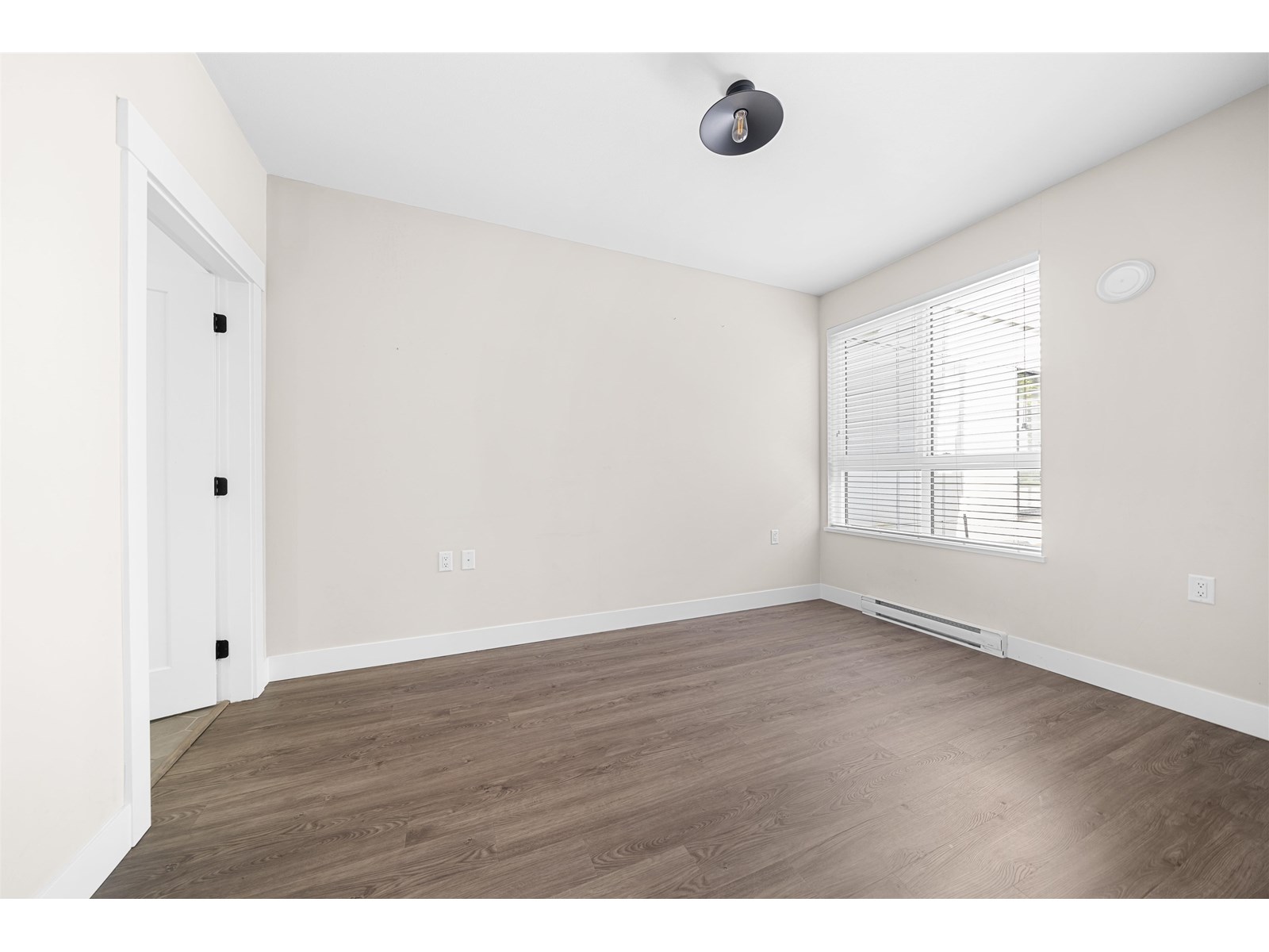 Photo 11 of A 101 20838 78 B Avenue, Langley BC
