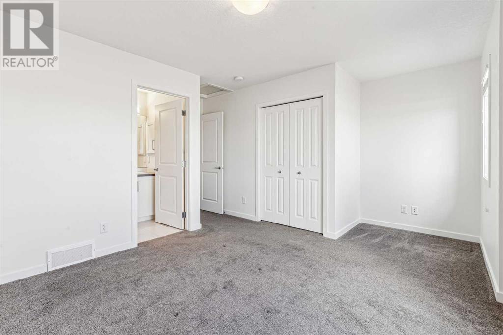 Single Family House for Sale in  Copperstone Common SE Copperfield Calgary 