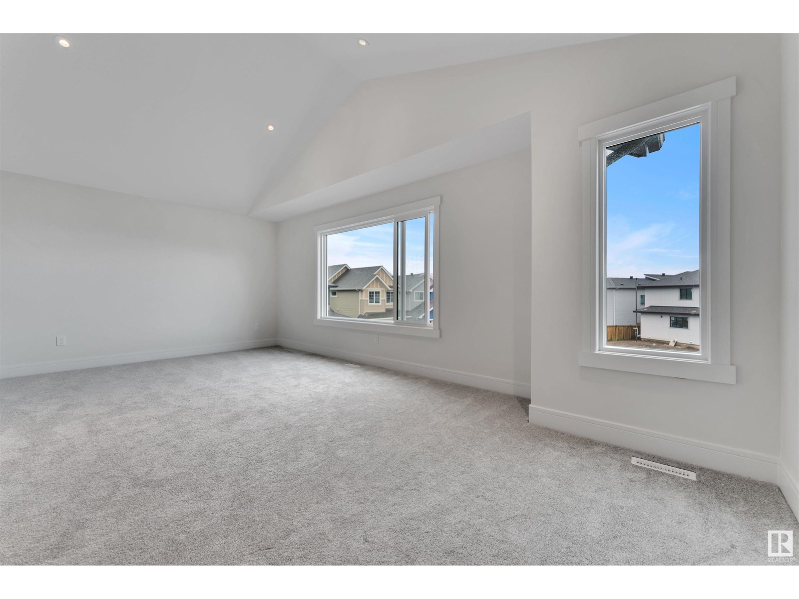Photo 39 of 2029 13 A Av Nw, Edmonton AB