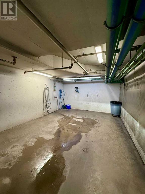 Single Family House for Sale in   Hemlock Crescent SW Spruce Cliff Calgary 