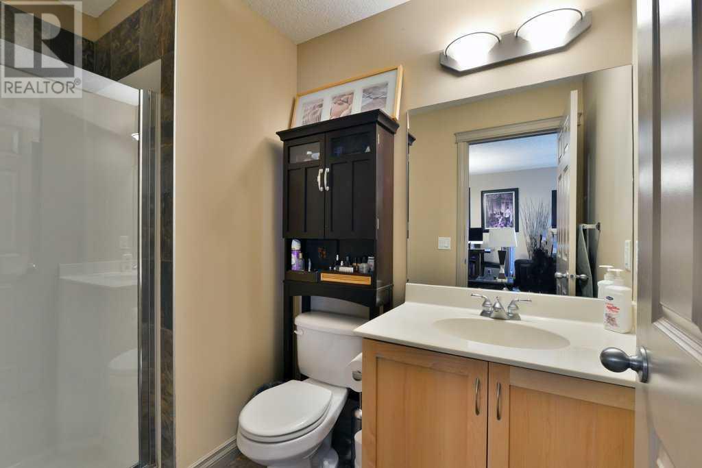 Single Family House for Sale in   Hemlock Crescent SW Spruce Cliff Calgary 