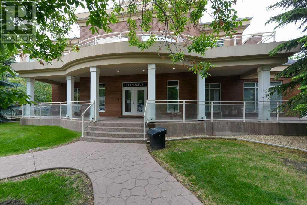 Single Family House for Sale in   Hemlock Crescent SW Spruce Cliff Calgary 