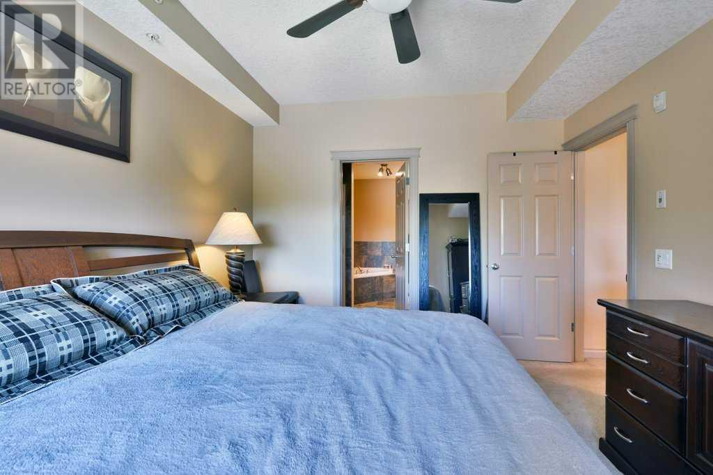Single Family House for Sale in   Hemlock Crescent SW Spruce Cliff Calgary 
