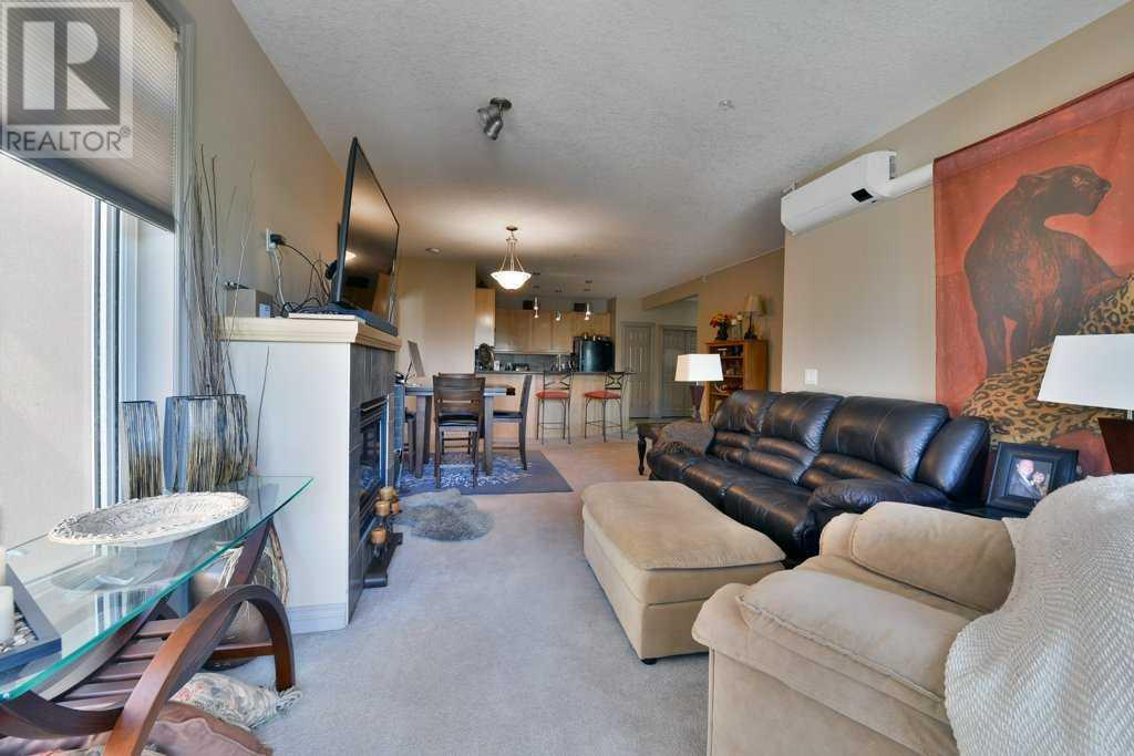 Single Family House for Sale in   Hemlock Crescent SW Spruce Cliff Calgary 