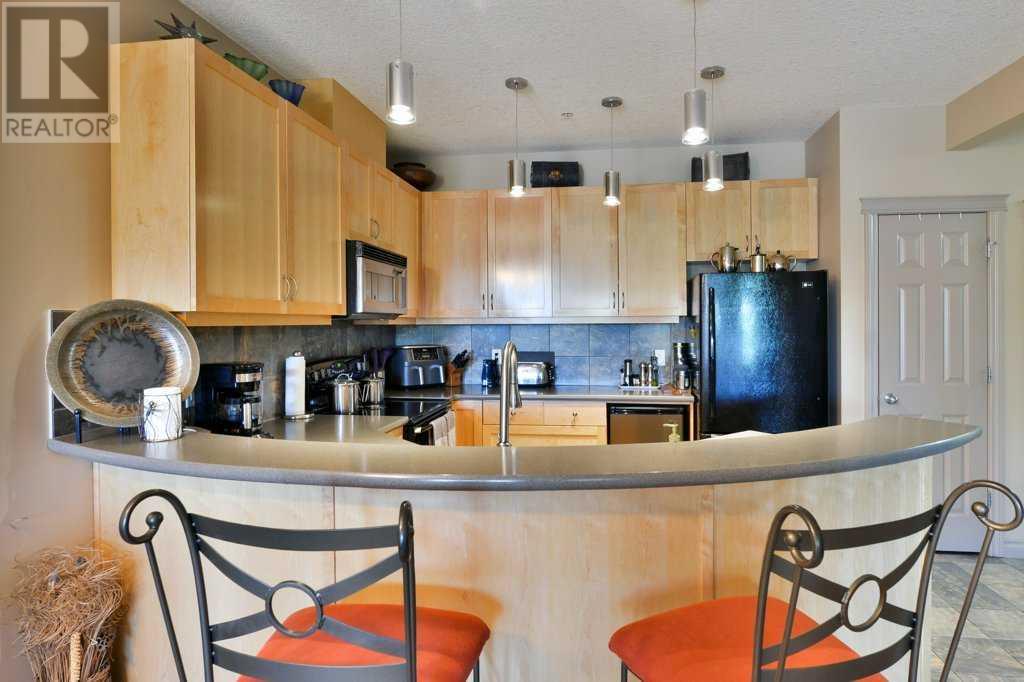 Single Family House for Sale in   Hemlock Crescent SW Spruce Cliff Calgary 