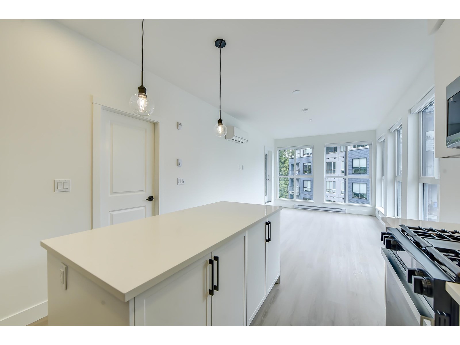 Photo 10 of 522 3480 146 A Street, Surrey BC