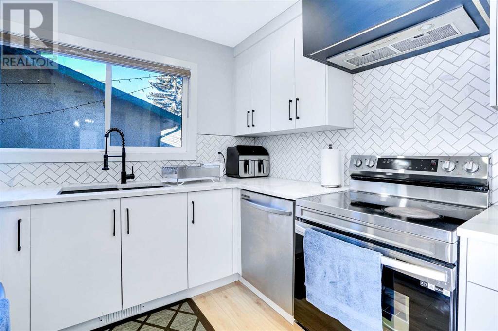 Single Family House Bungalow for Sale in  Olympia Drive SE Ogden Calgary 