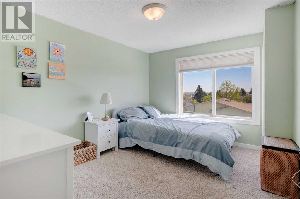 Single Family House for Sale in  Sandarac Way NW Sandstone Valley Calgary 