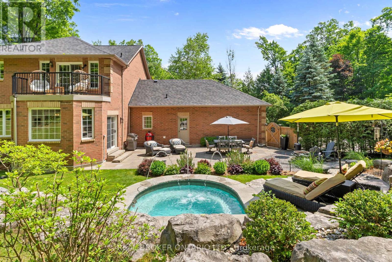 Photo 43 of 8 Oakview Place, Uxbridge ON