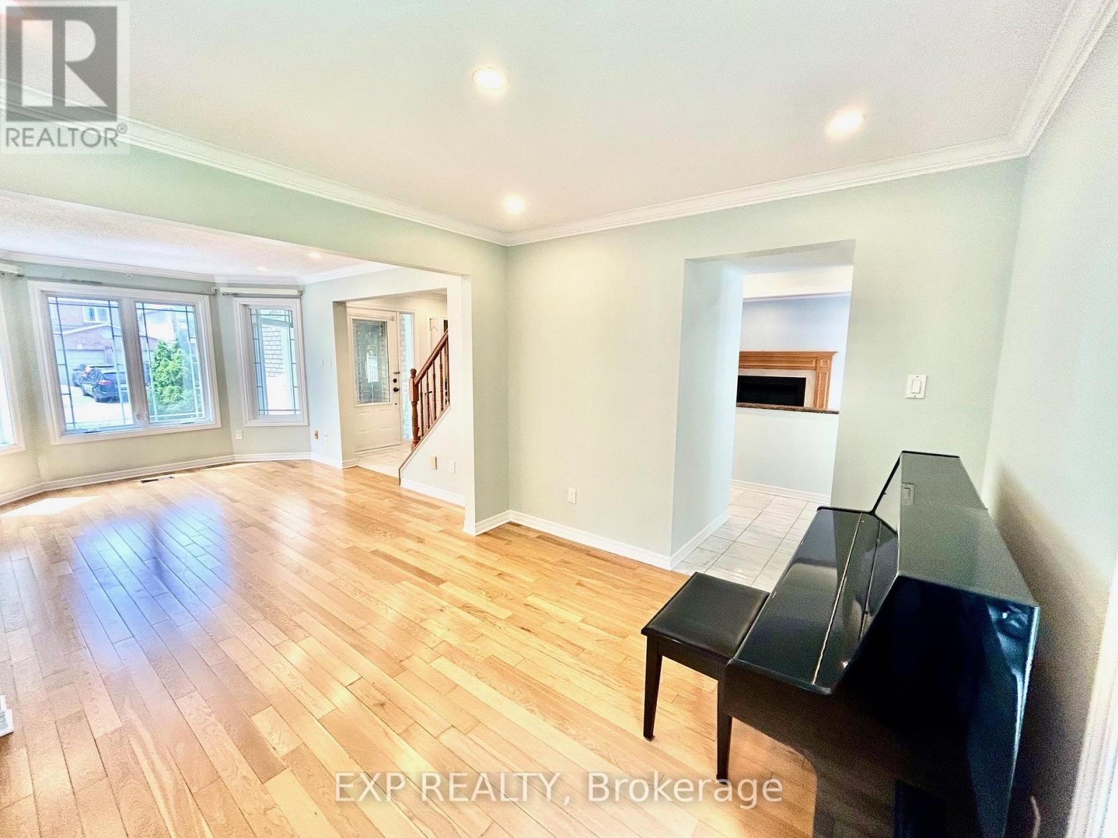 Photo 24 of 135 Picasso Drive, Ottawa ON