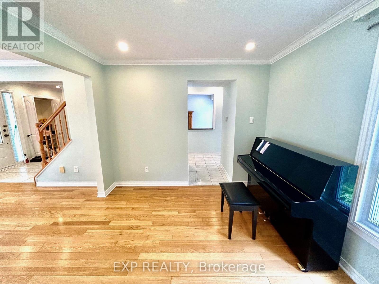 Photo 36 of 135 Picasso Drive, Ottawa ON