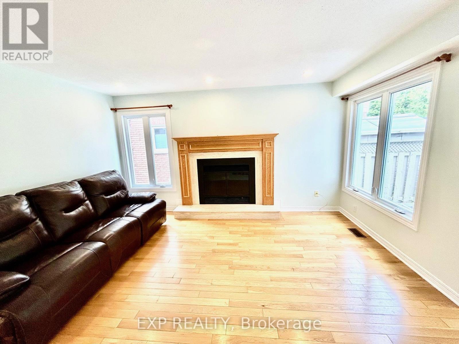Photo 20 of 135 Picasso Drive, Ottawa ON
