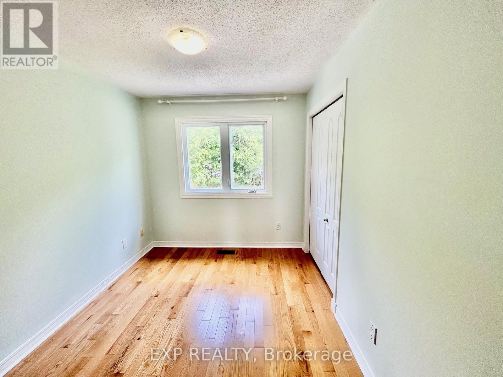 Photo 32 of 135 Picasso Drive, Ottawa ON