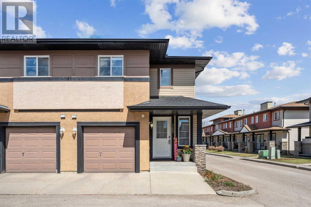 Single Family House for Sale in  Eversyde Common SW Evergreen Calgary 