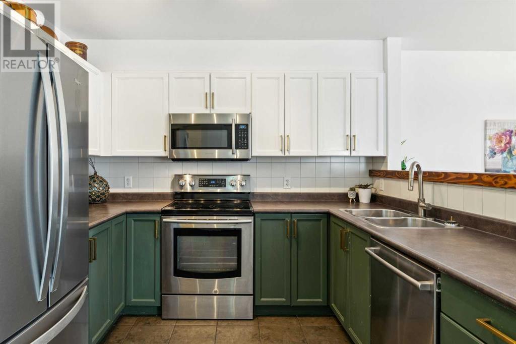 Single Family House for Sale in  Eversyde Common SW Evergreen Calgary 