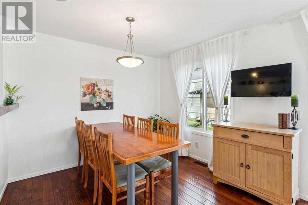 Single Family House for Sale in  Eversyde Common SW Evergreen Calgary 