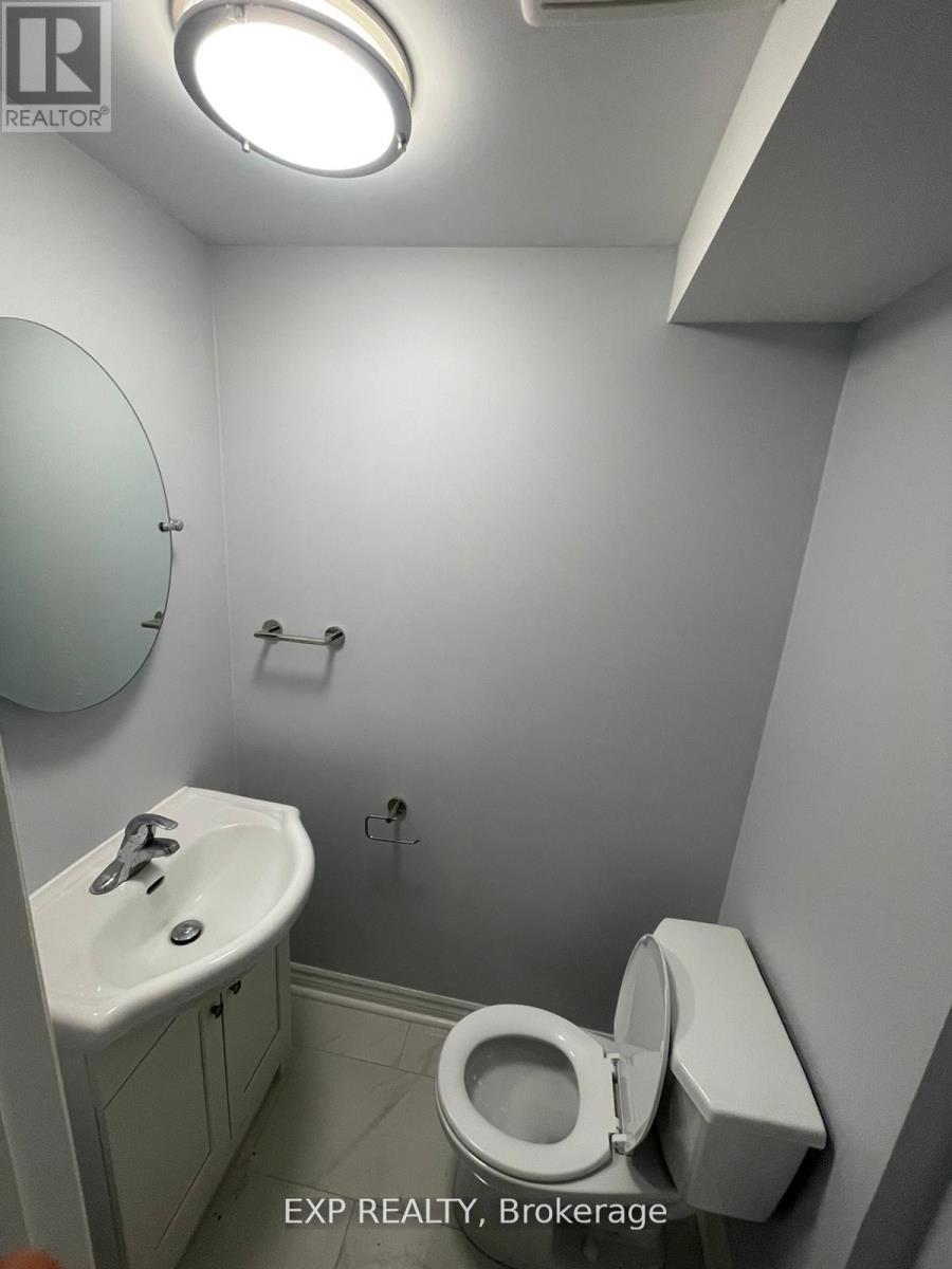 Photo 5 of Bsmt 7047 Dalewood Drive, Mississauga ON