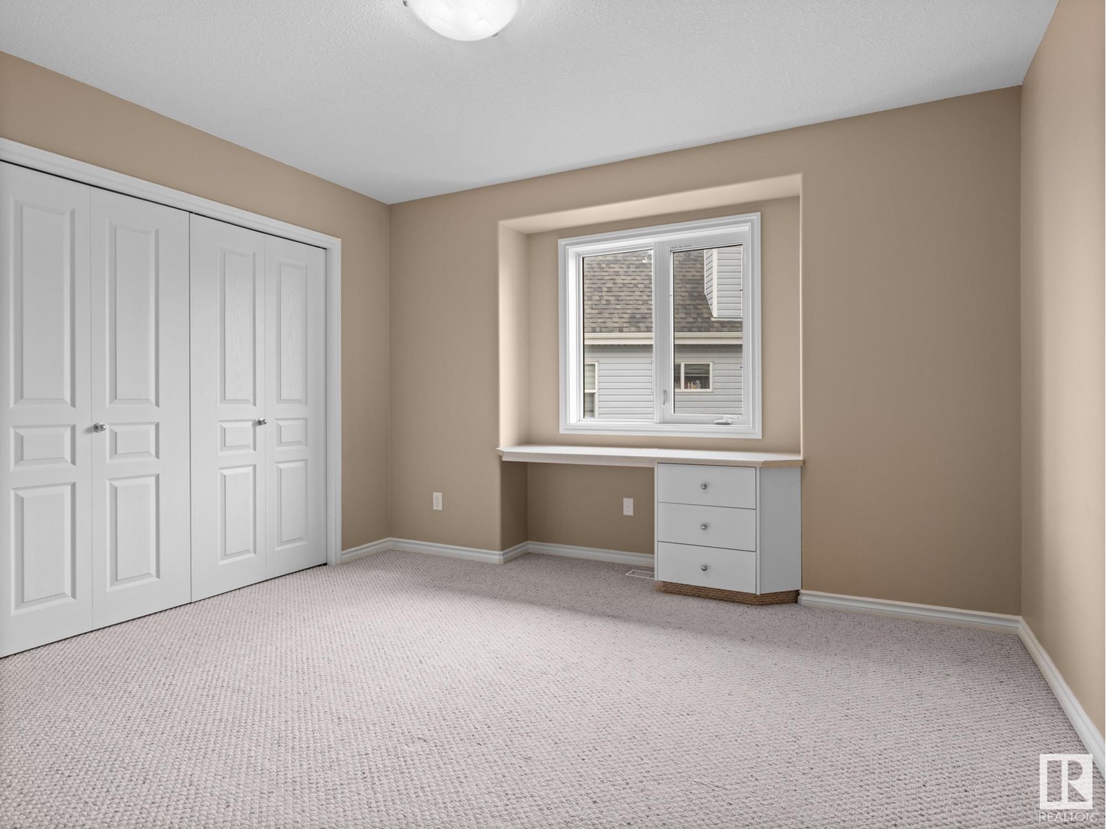 Photo 33 of 912 Summerside Link Li Sw, Edmonton AB