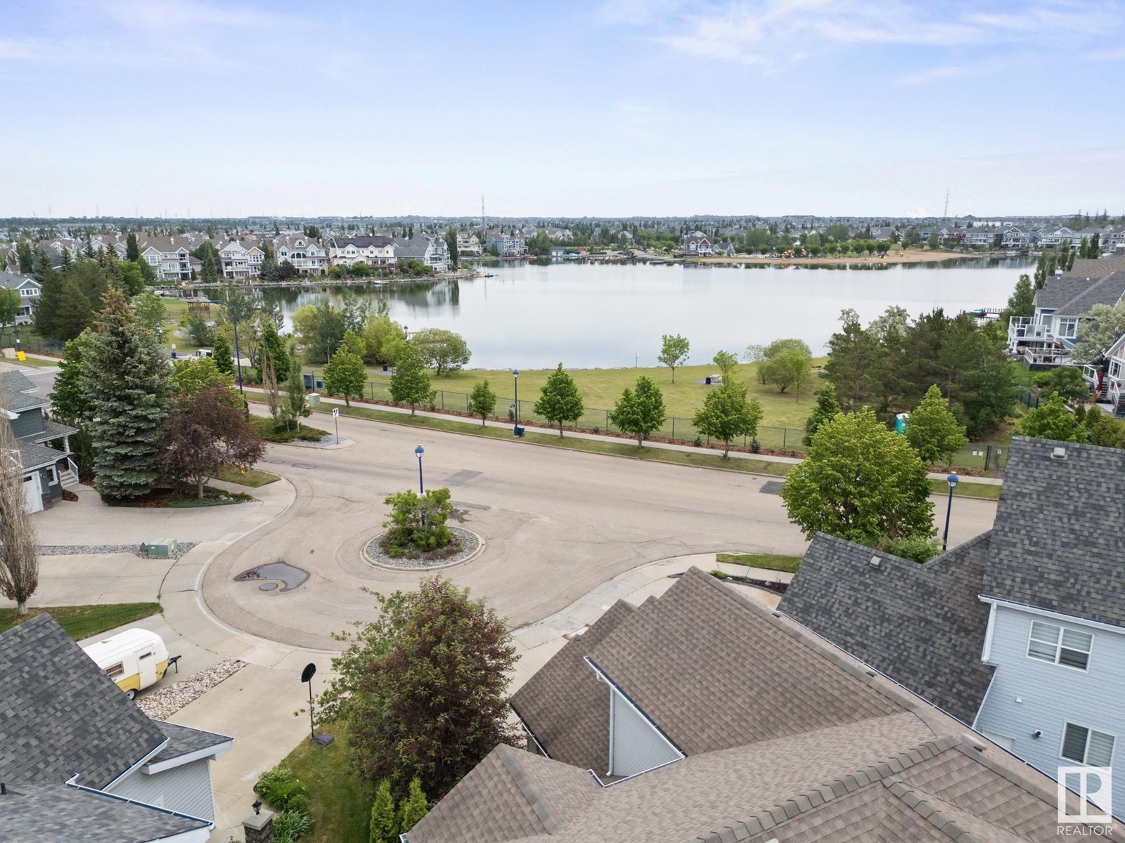 Photo 1 of 912 Summerside Link Li Sw, Edmonton AB