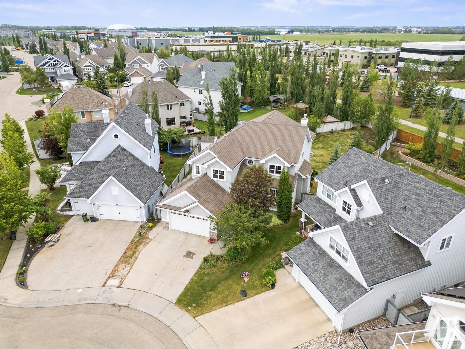 Photo 7 of 912 Summerside Link Li Sw, Edmonton AB