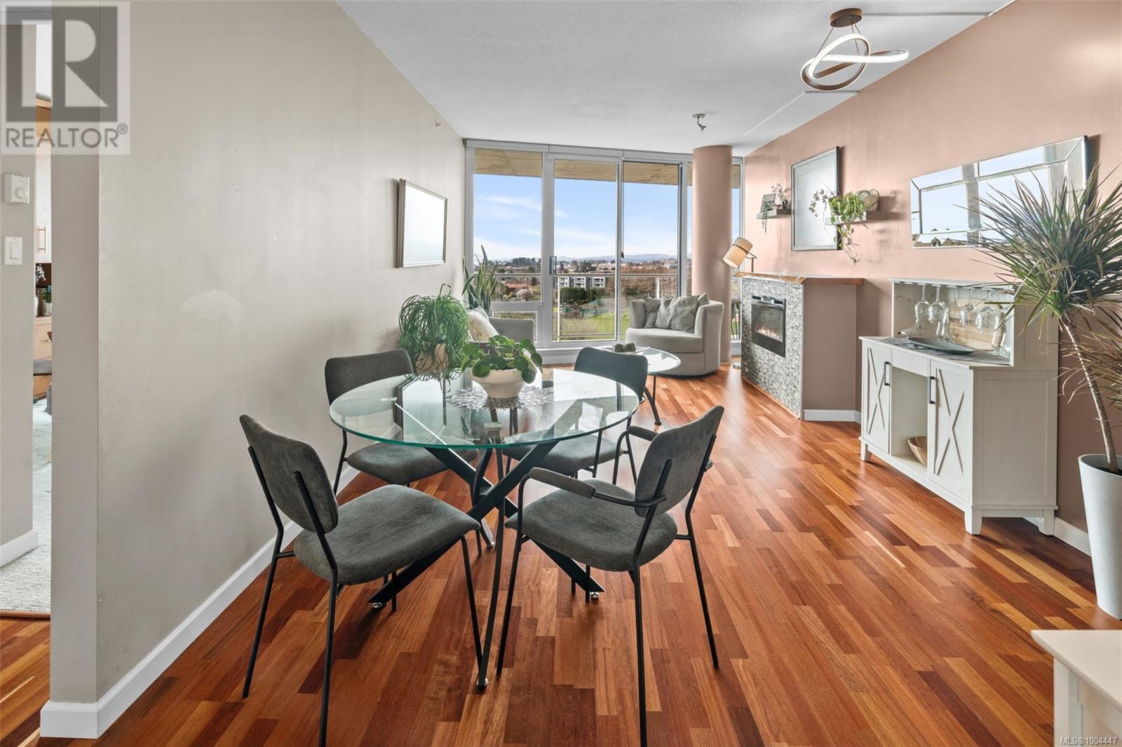Photo 13 of 906 160 Wilson St, Victoria BC