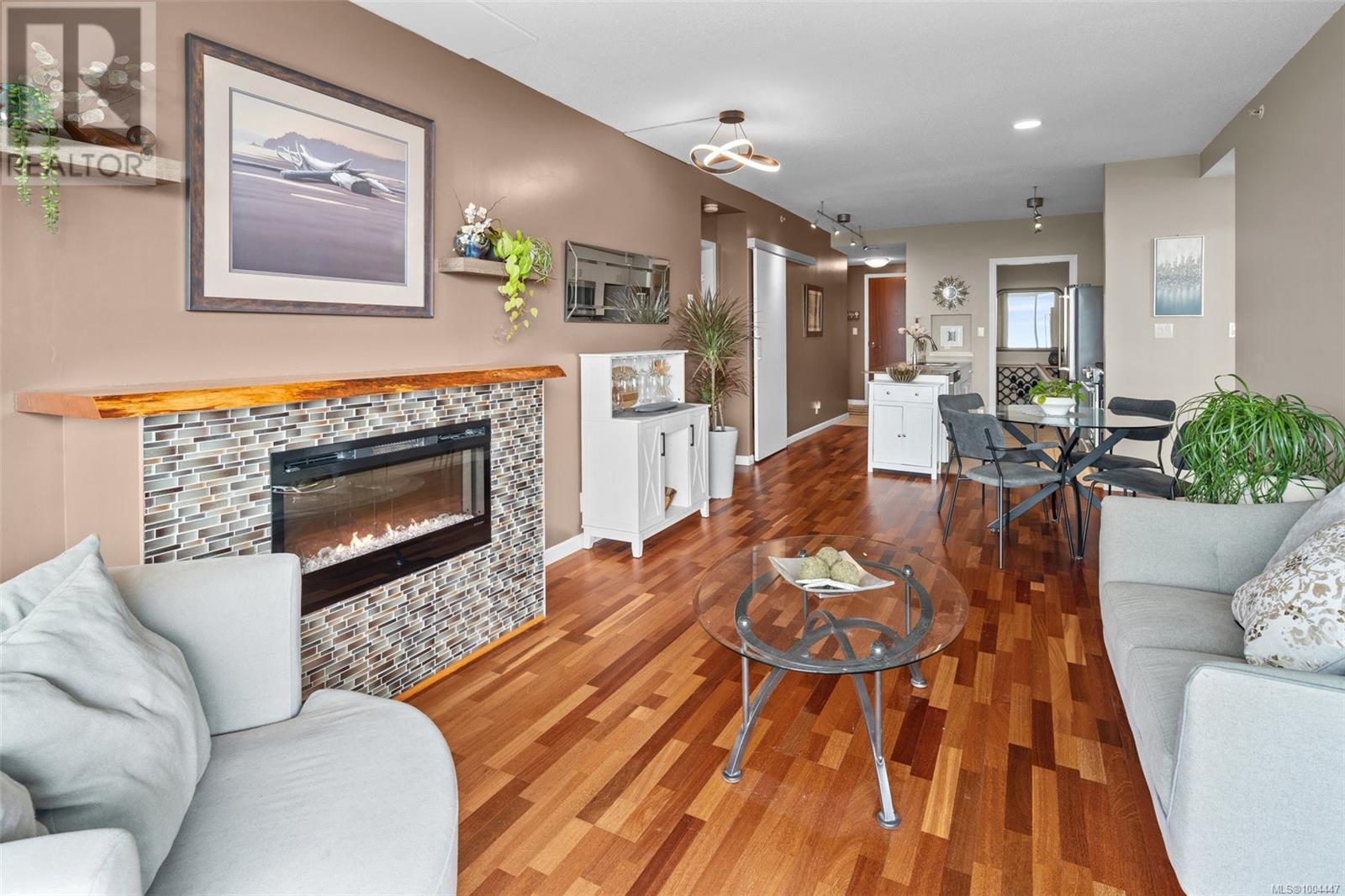 Photo 17 of 906 160 Wilson St, Victoria BC