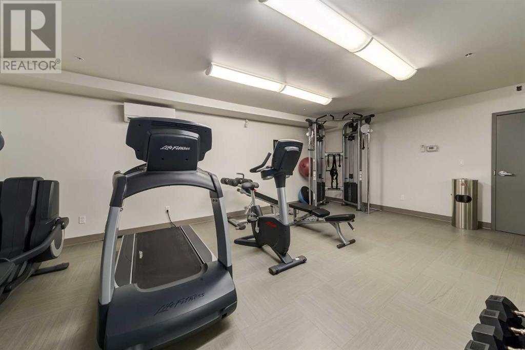 Single Family House for Sale in    Street NE Renfrew Calgary 