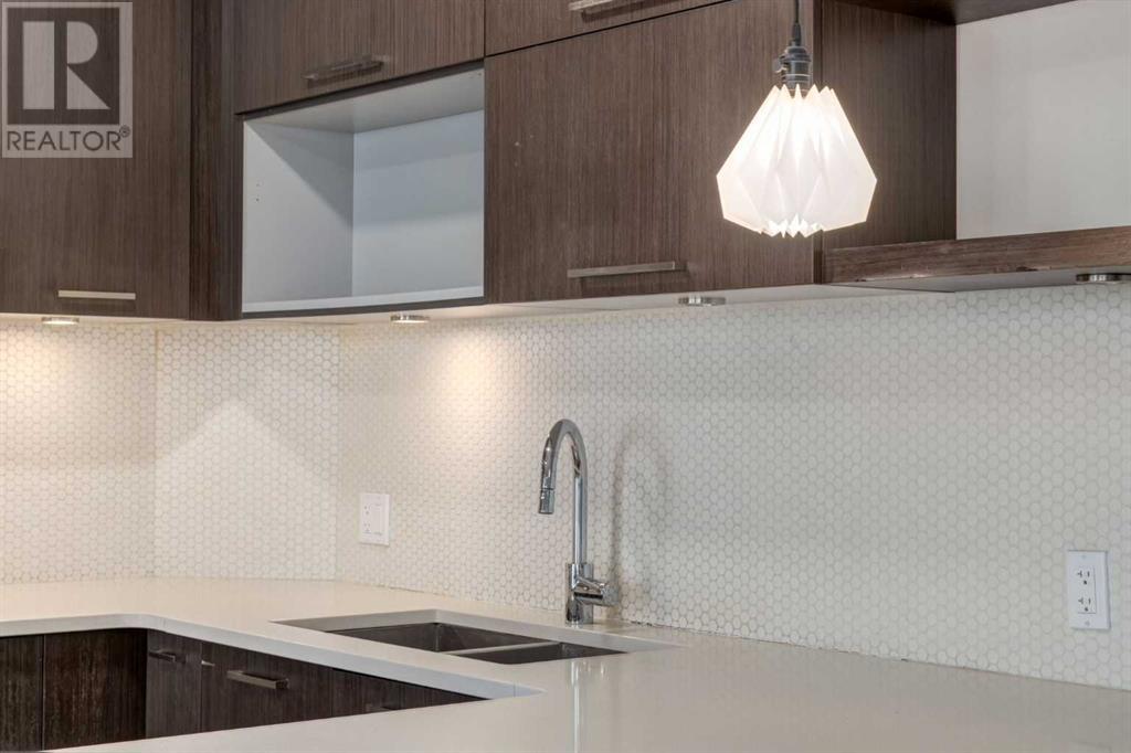 Single Family House for Sale in    Street NE Renfrew Calgary 