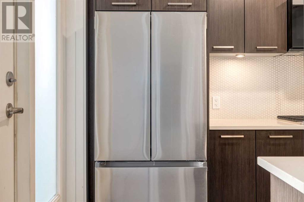 Single Family House for Sale in    Street NE Renfrew Calgary 