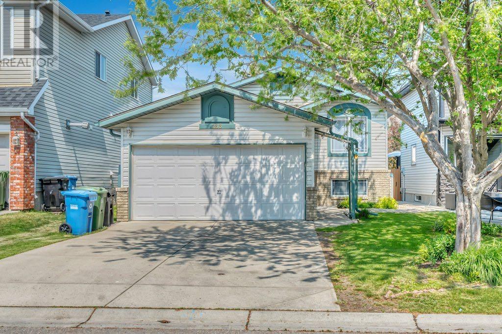 233 Harvest Glen Place NE, Calgary, Alberta