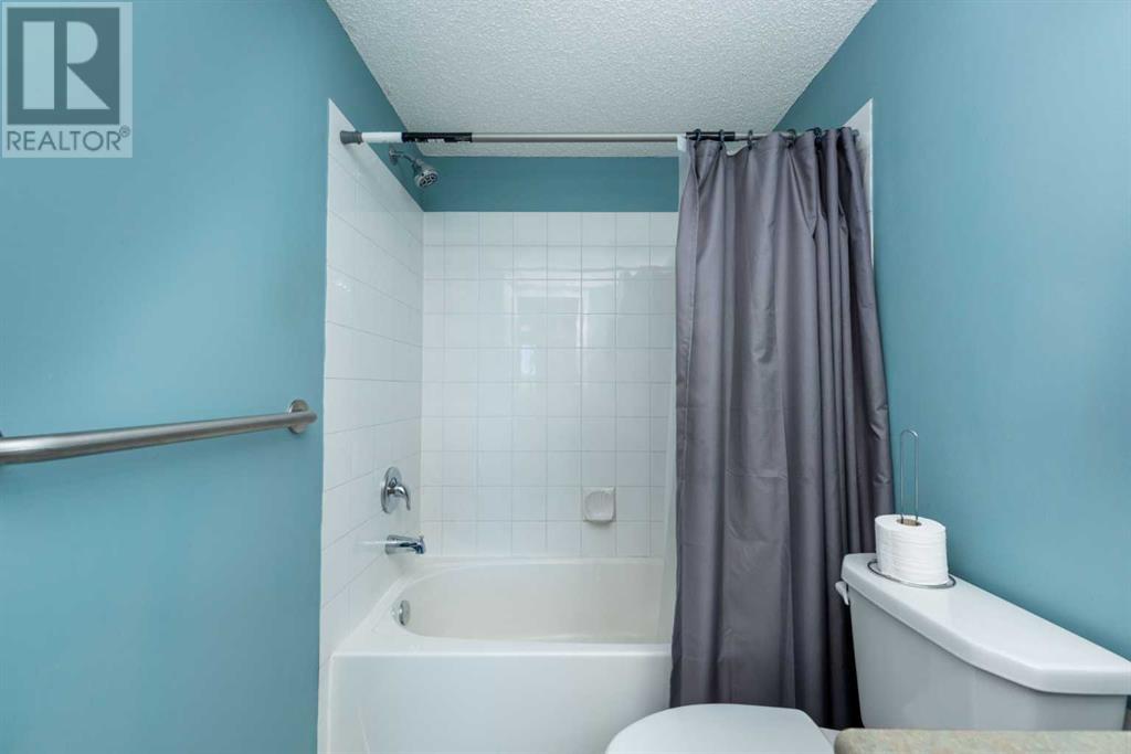 Single Family House for Sale in    Avenue SE Red Carpet Calgary 