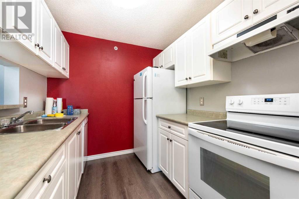 Single Family House for Sale in    Avenue SE Red Carpet Calgary 