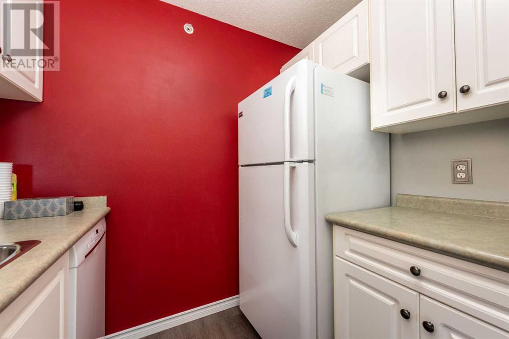 Single Family House for Sale in    Avenue SE Red Carpet Calgary 