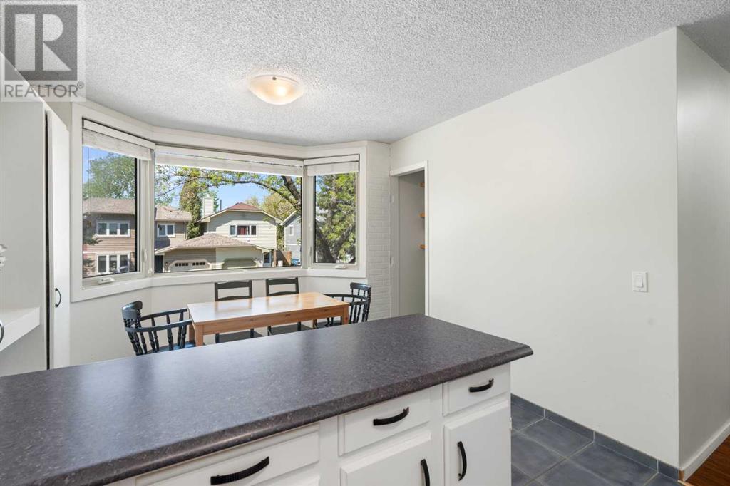Single Family House for Sale in   Midpark Gardens SE Midnapore Calgary 