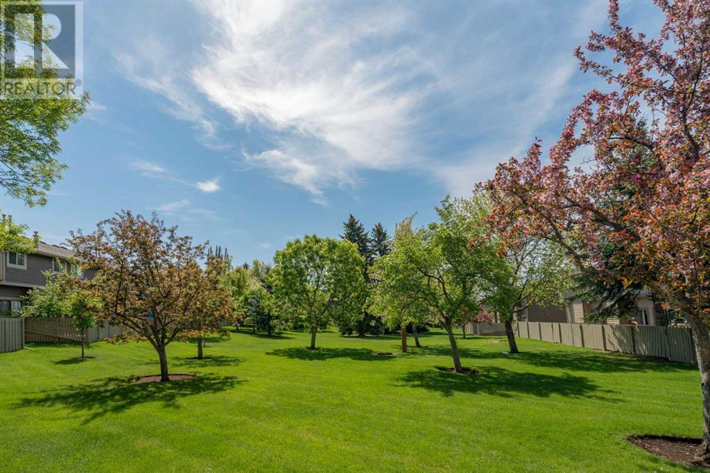 Single Family House for Sale in   Midpark Gardens SE Midnapore Calgary 