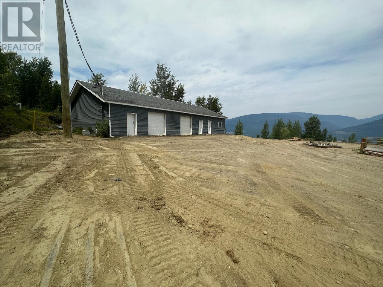 Photo 14 of 4652 Rose Crescent, Eagle Bay BC