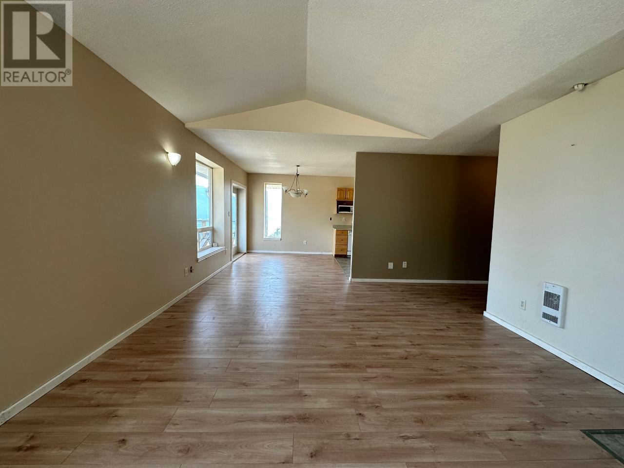Photo 34 of 4652 Rose Crescent, Eagle Bay BC