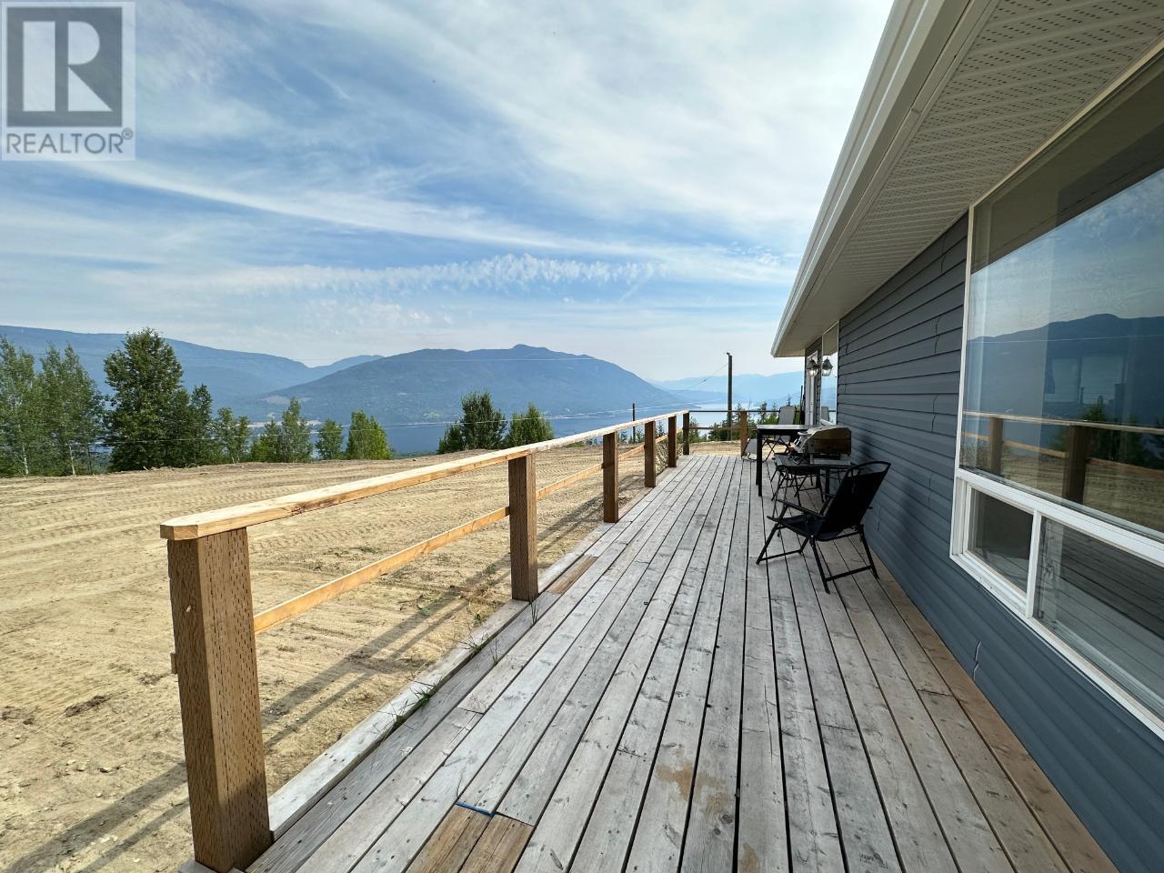 Photo 24 of 4652 Rose Crescent, Eagle Bay BC